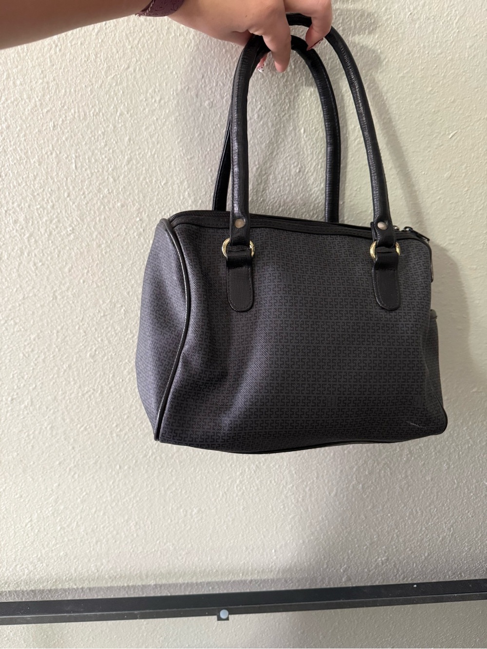 Sarne Black Gray Monogram Shoulder Bag Gold Hardware - Picture 3 of 7